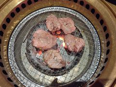 -山川小町·极番烧肉(新地假日广场店)
