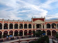 -佛罗伦萨小镇广佛名品奥特莱斯(疏港路店)