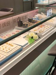 -潮宏基珠宝旗舰店(苏宁广场店)