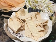 -肖肖酸萝卜鱼火锅(总店)