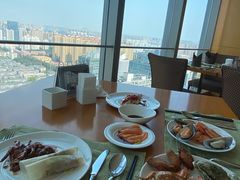 -视界美食自助餐厅·石家庄希尔顿酒店