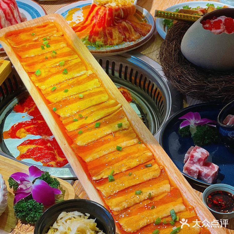 成都解封第一顿烤肉🥩，雅莉家当然榜上有名呀🌟