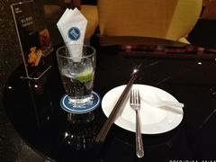 -上海大宁福朋喜来登酒店大堂吧(共和新路店)