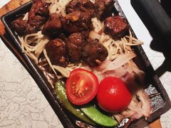 -穹六人间 people 6(岳阳路店)