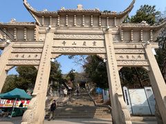 -灵岩山风景区