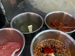 -刘记羊汤·烧饼夹肘子