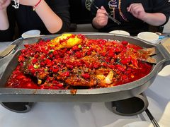 -江边城外烤全鱼(世茂广场店)