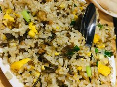 特色臊子蛋炒饭-嘉州叶婆婆钵钵鸡(建设路店)