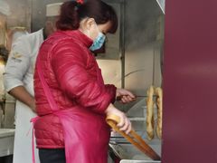 门面-增盛魁小吃店