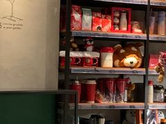 零售区-星巴克(北京三里屯SOHO一店)