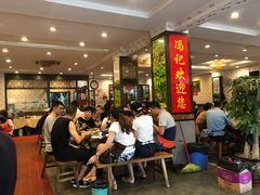 等位区-冯记香辣兔火锅(茶店子总店)
