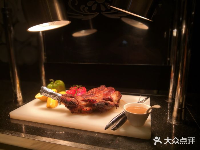中航泊悦酒店·云庭咖啡厅(虹桥机场T2店)烤羊腿图片