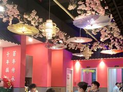 -老街烧烤大排档·地道湖北菜·龙虾馆(汉口火车站店)