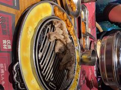 -青瓦炭韩潮烤肉(花园道店)