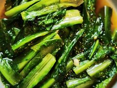 -龙巢盱眙龙虾·牛蛙·烧烤宵夜(八卦岭店)