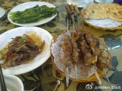 羊肉串-巴扎美食·新疆菜·西域歌舞表演餐厅(新疆大厦店)