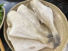 -洞亭火锅(防空洞总店)