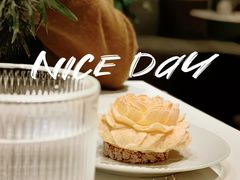 -潮一不贰·法式甜品·生日蛋糕·西式简餐(外滩店)