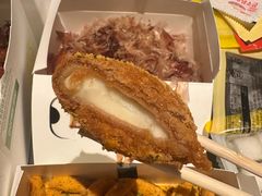 -BHC炸鸡(明洞总店)