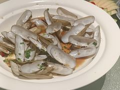 -新天明砂锅鱼头煲