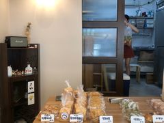 面包甜点陈列柜-RAN BAKERY