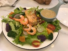 -丽莎沙拉轻食餐厅(国贸店)