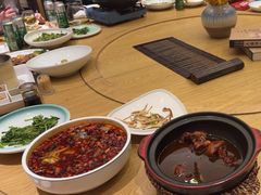 -江南韵·无锡太湖文化体验餐厅(凤凰天街店)