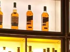 -洛缦音乐餐厅(工业展览馆万象城店)