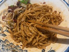 -镇南锅盖面馆(解放路店)