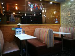 卡座-那坡里比萨(康王北路店)