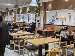 -三好食堂(煎饺·馄饨·肉饼米线·盛世广场店)