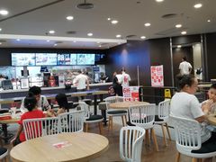用餐区-肯德基(阳光店)