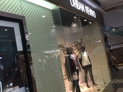 -URBAN REVIVO(济南世茂广场店)
