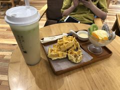 -猫的天空之城概念书店(杭州南宋御街店)