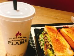 -The Habit Burger Grill 哈比特汉堡(复兴soho店)
