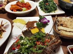 -老滇山寨•云南特色菜•地方菜•民族风情歌舞表演(金碧店)