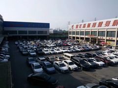 -健龙森俱乐部·游泳·健身·羽毛球综合体育馆