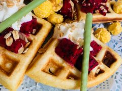 -Rabbit Cafe私房西餐甜点咖啡(栖霞路店)