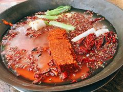 红锅-星鸿社重庆老火锅(燃灯寺分店)
