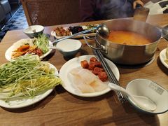 -千滋百味自助烤肉火锅(东门町店)