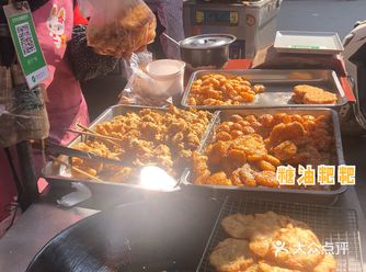 【灵川商贸城糖油粑粑】 作为一个桂林人，这竟然是我第