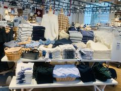 -Brandy Melville