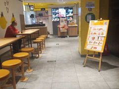 用餐区-麦当劳(学院大街店)