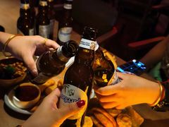 -FOUR PLAY BAR