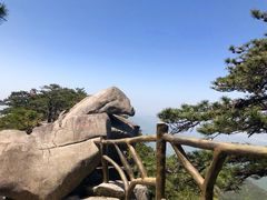 -罗田薄刀峰风景区