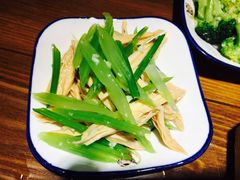 西芹腐竹-吴满满油泼面(北方风味园店)