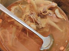 -鸽子侯·家宴·平价海鲜(市图书馆店)