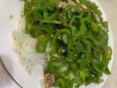 青椒肉丝盖浇饭-老头盖浇饭(南京新街口明瓦廊宏光酒店店)