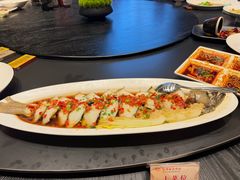 -艳阳天民俗村(公园路店)