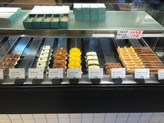 -Dough&Joe团憩(瑞虹天地月亮湾店)